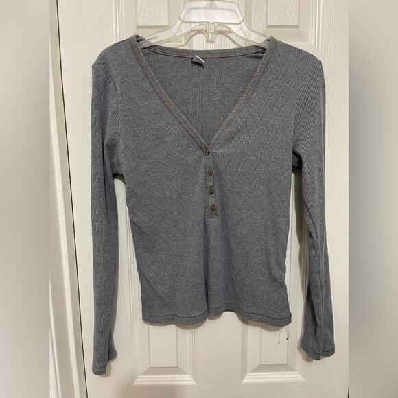 Old Navy Ribbed Cotton Blend Shirt 3 Piece Bundle Closet Staple Basics size Med - Picture 2 of 7